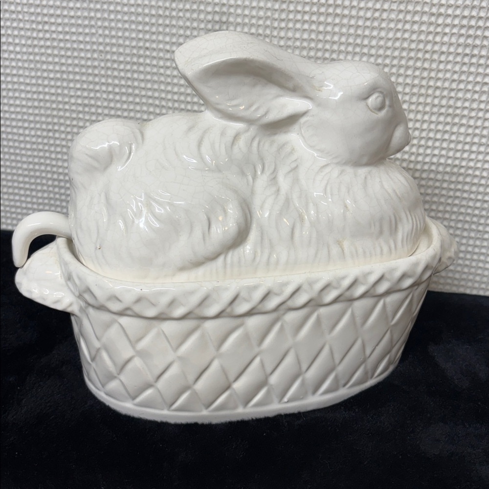 Porcelain soup tureen with ladle - Picture 3 of 12